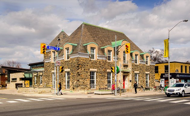Photo of Toronto Public Library - Runnymede Branch