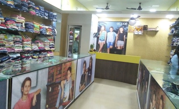 Photo of Gini & Jony Factory Outlet