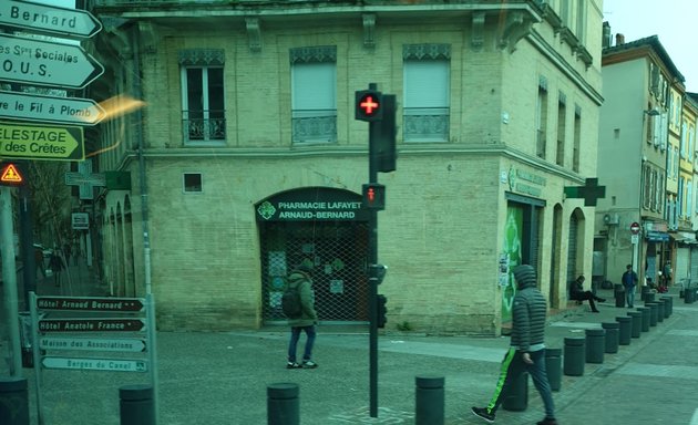 Photo de Pharmacie Lafayette Arnaud Bernard