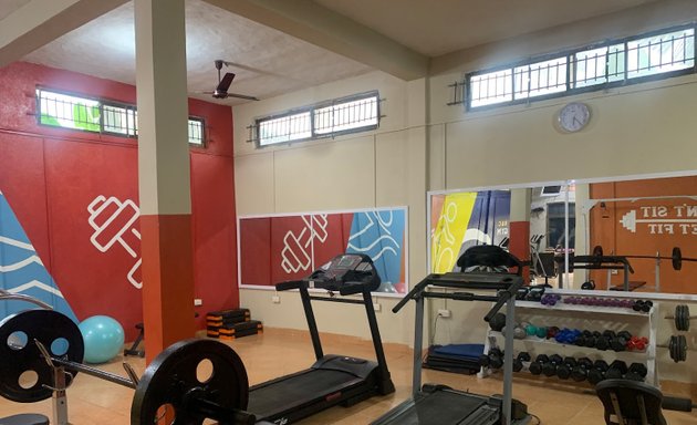 Photo of Ripped & Curved Gymnasium (R&C Gym)
