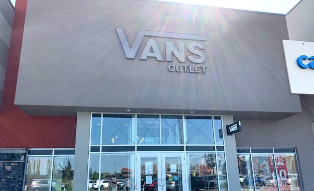 Photo of Vans Outlet