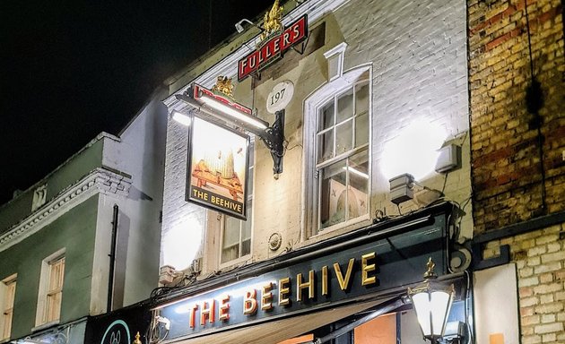 Photo of The Beehive, Wandsworth