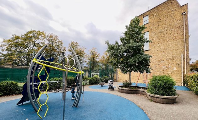 Photo of Ifield Road Playground