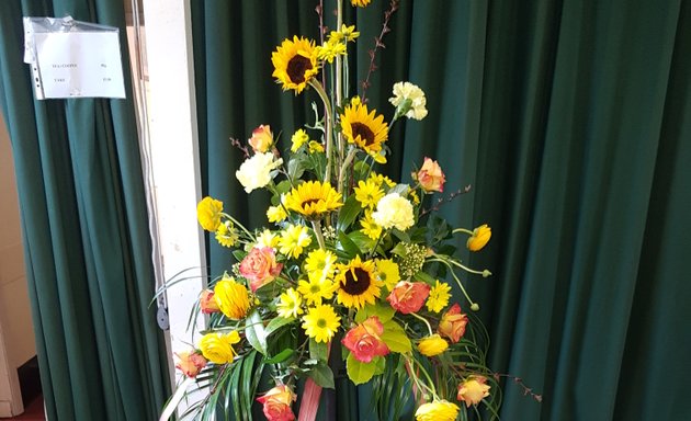 Photo of Highworth & District Floral Arts Society