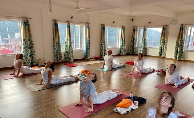 foto Stefania Floreani - Kundalini e Himalayan Yoga