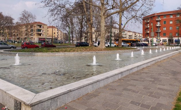 foto Giardini pubblici - Tirana