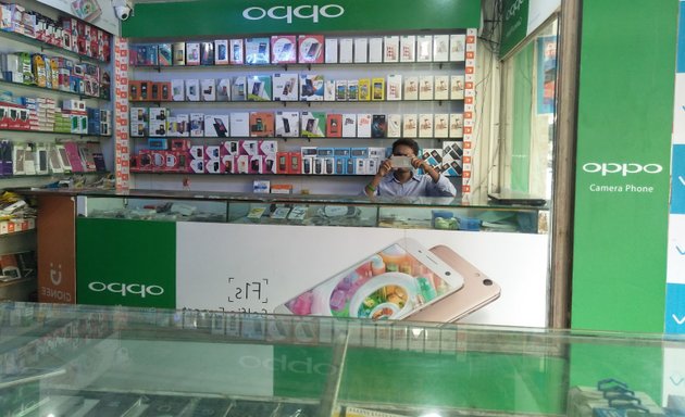 Photo of Hi Tech Mobile Shop