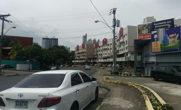 Foto de Almacenajes Minidepósitos | Vista Hermosa