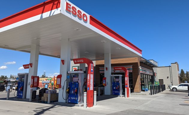 Photo of Esso