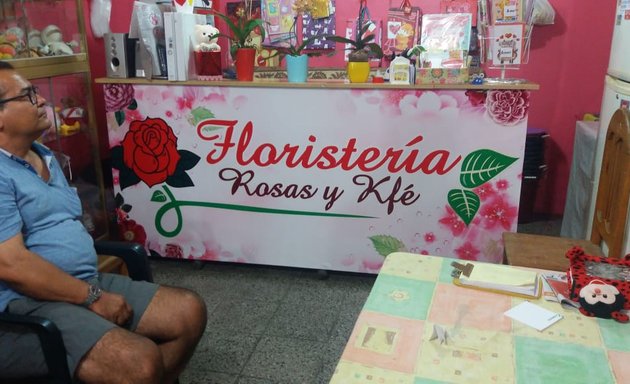 Foto de Rosas y Kfe