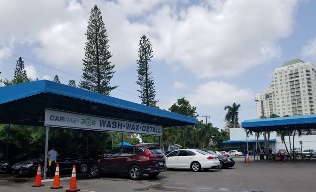 Photo of Car Wash 305