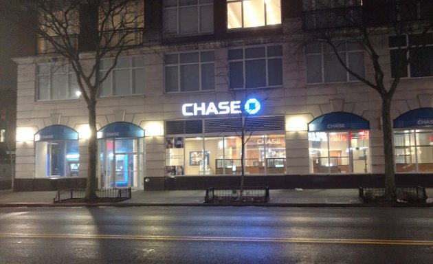 Photo of Chase Bank