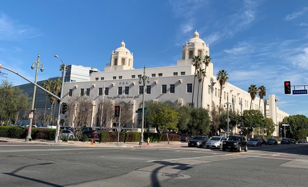 Photo of CoreSite Los Angeles Data Center (LA2)