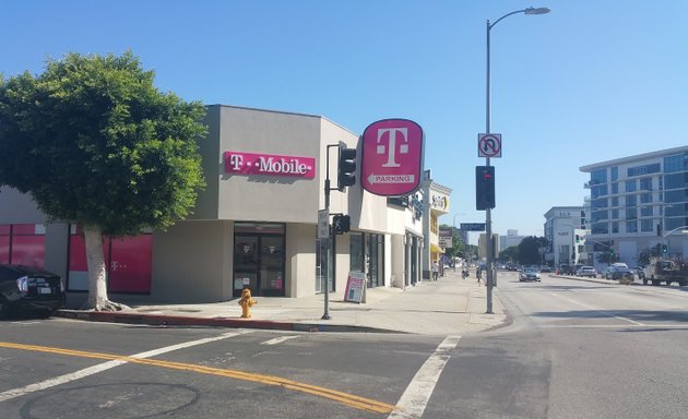 Photo of T-Mobile