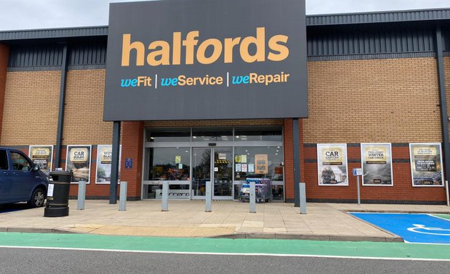 Photo of Halfords - Orchard Retail Park (Coventry)