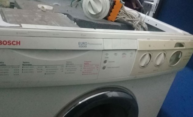 Foto de WASH-UP servicio técnico lavarropas y microondas