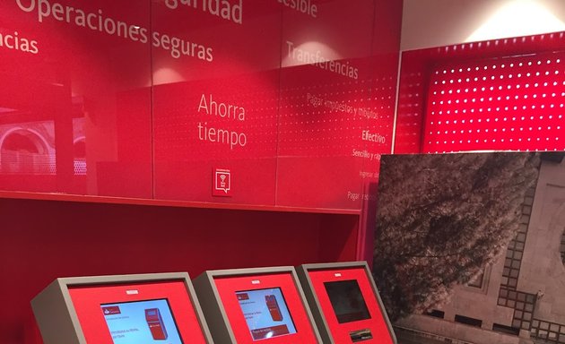 Foto de Banco Santander - Smart Red
