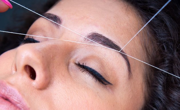 Photo of Instyle Glamour Brow Bar