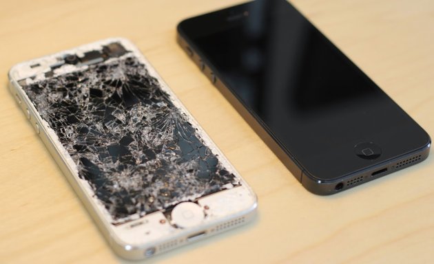 Photo of Quik Fix iPhone Repair