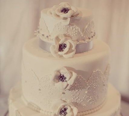 Photo of Wedding Cakes By Helena