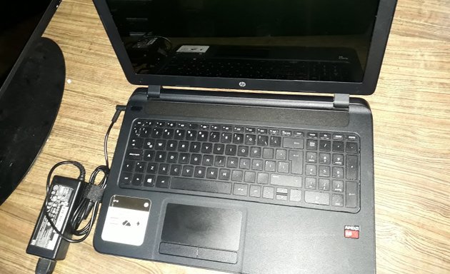 Foto de Taller y Reparacion de Laptop Respuestos Para Laptops Repuestos Para Computadoras