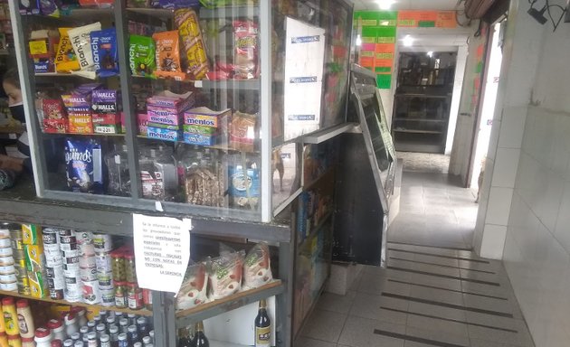 Foto de Abasto y Charcutería Parrino Guzmán C.A