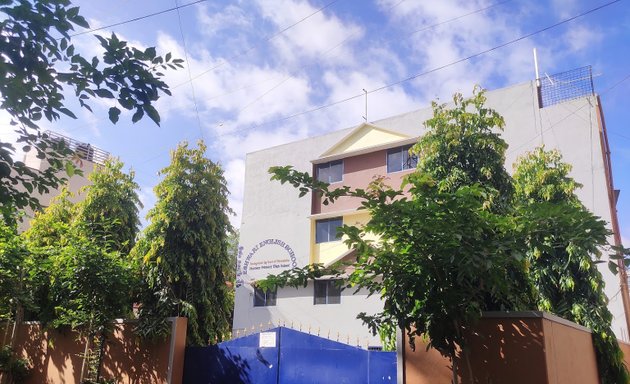 Photo of Eshwari English School