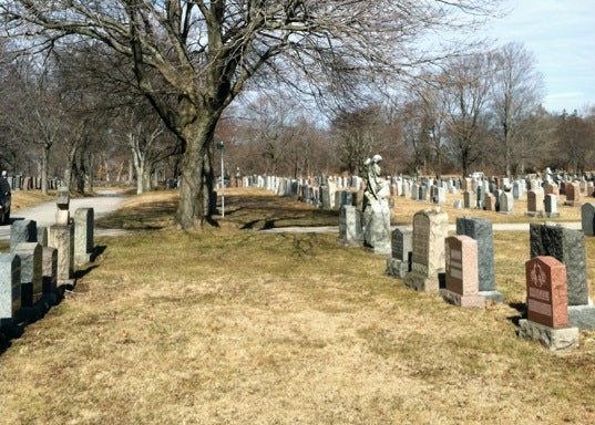 Photo of New Calvary Cemetery