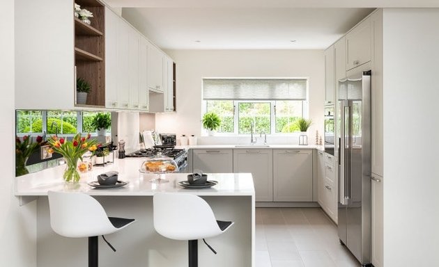 Photo of Elan Kitchens - LEICHT Kitchen Design Studio