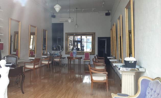 Photo of élan Hairdressing