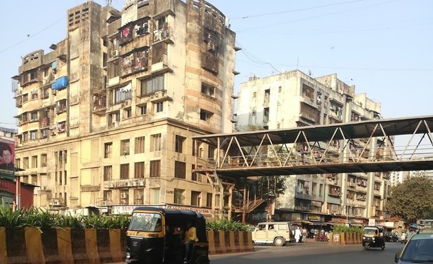 Photo of Bandra East Wooden disine Shop