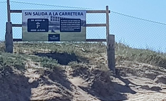 Foto de Aparcamiento público playa