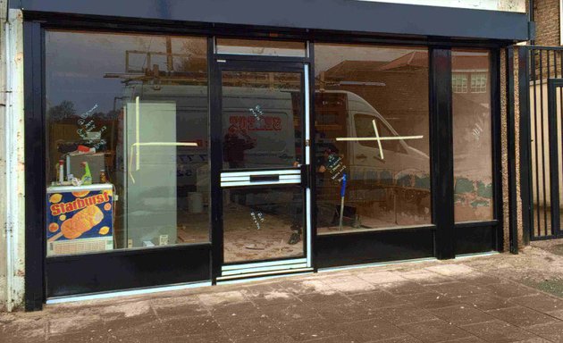 Photo of Shop Front Fitters - London Shopfitter and Sign