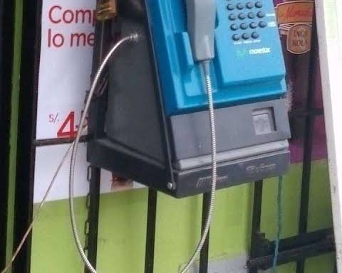 Foto de Teléfono Público Cristellnet