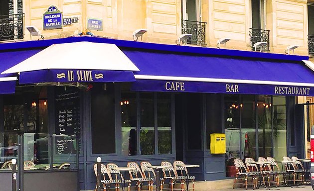 Photo de La Seine Café