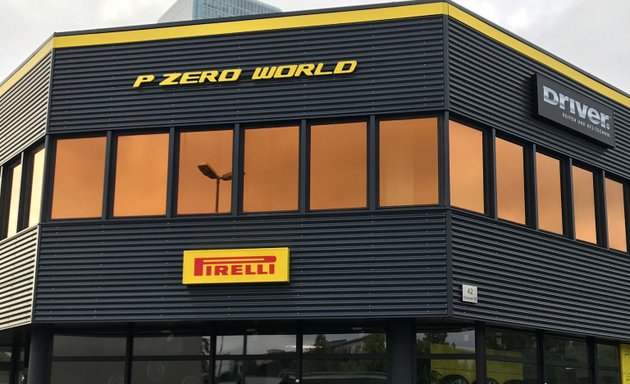 Foto von Driver Center München | p Zero World - Driver Reifen und Kfz-technik Gmbh