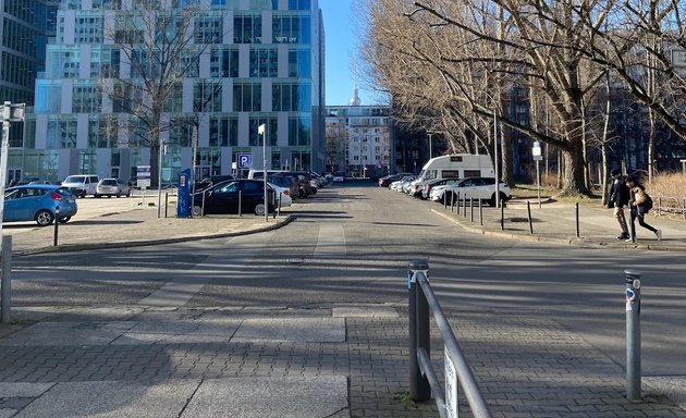 Foto von Wohnheim Franz-Mehring-Platz