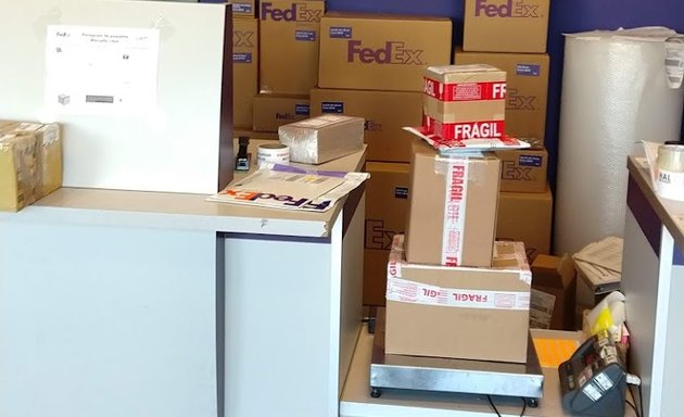 Foto de Centro de Envío FedEx Sendero Sur