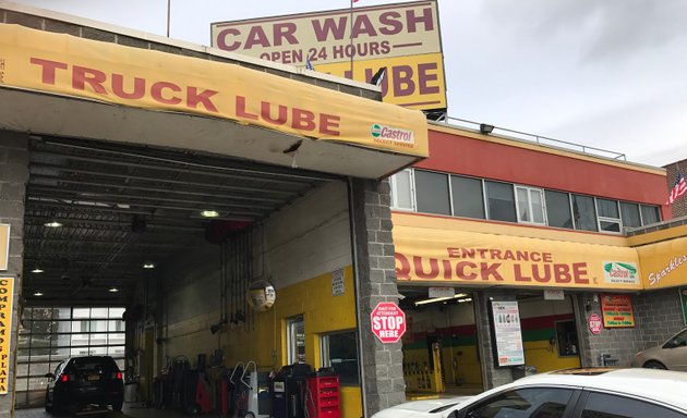 Photo of Sparkles Carwash & Quick Lube