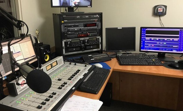 Photo of KIQI 1010 AM Radio