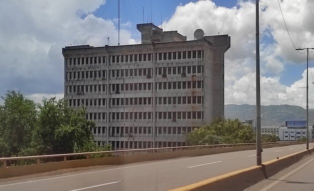Foto de Edificio Gubernamental Presidente Antonio Guzmán (Huacalito)