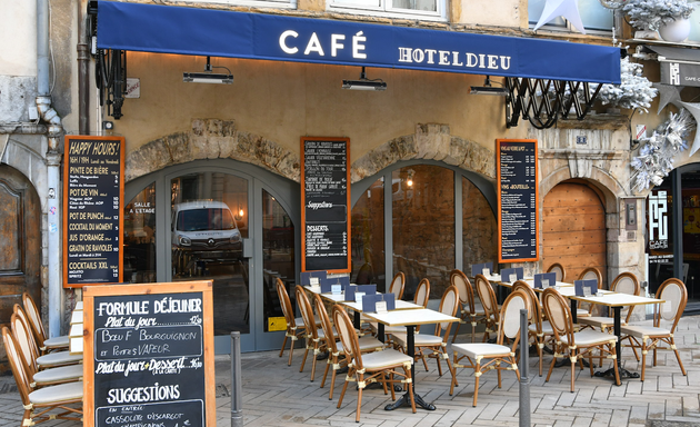 Photo de Café Hôtel Dieu
