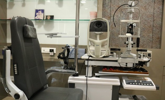 Photo of Eye Solutions Clinic, Eye Specialist in Chembur, Best Eye Doctor, Ophthalmologist, Mumbai