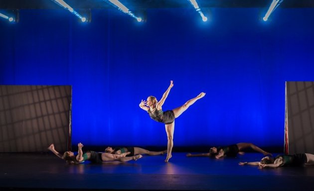 Photo of Nomi Dance Company