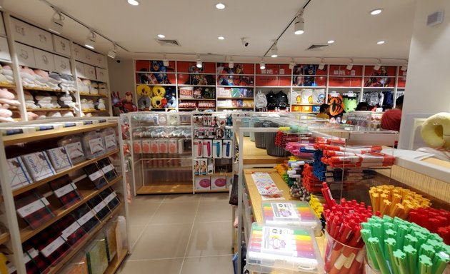 Foto de MINISO Santiago