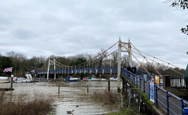 Photo of Teddington Lock Jumps