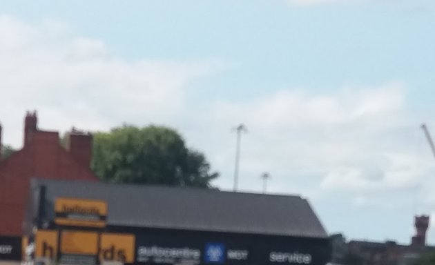 Photo of Halfords Autocentre Warrington