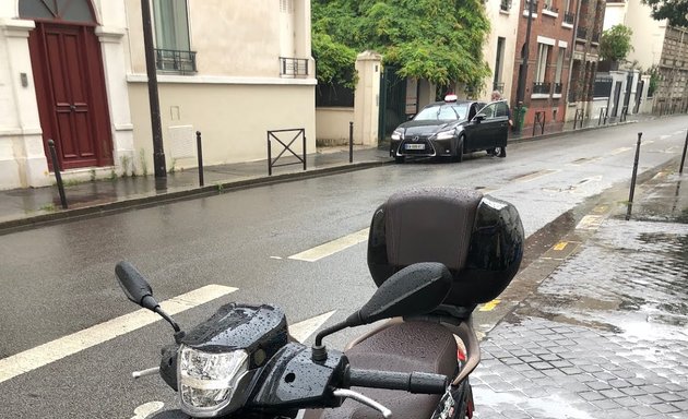 Photo de Urgence Scooters Boulogne SAV