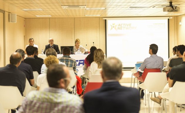 Foto de SIS, Soluciones de Interpretación Simultánea, intérpretes de conferencias