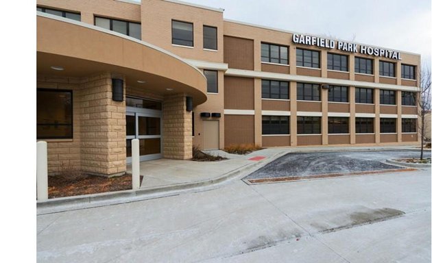 Photo of Garfield Park Hospital